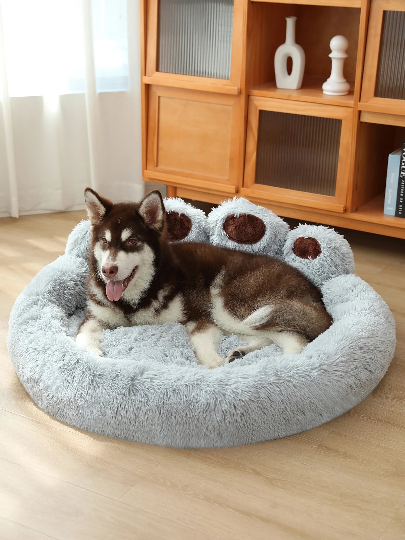 Calming Dog Paw Bed - Tails & Paws